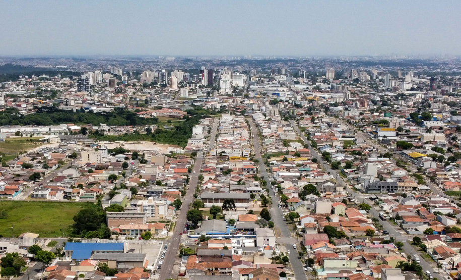 Oito municípios paranaenses integram a lista das 100 maiores economias do País