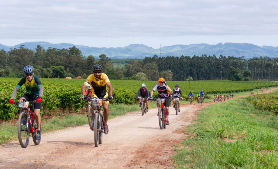 Programa Pedala Paraná oficializa uma ciclorrota em Carlópolis, a 44ª do Estado