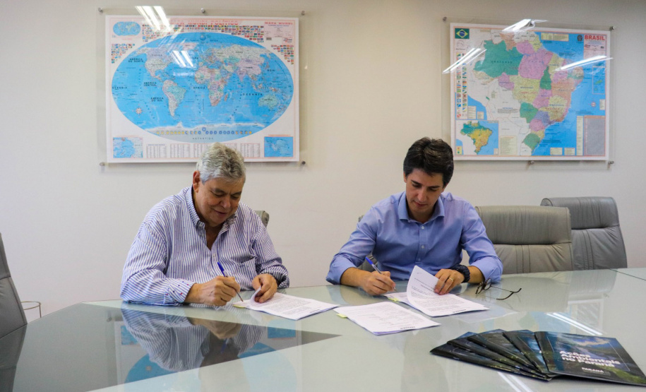 Assinatura do Termo de Cooperação Técnica entre Senar-Pr e Sedest. Foto: Patryck Madeira