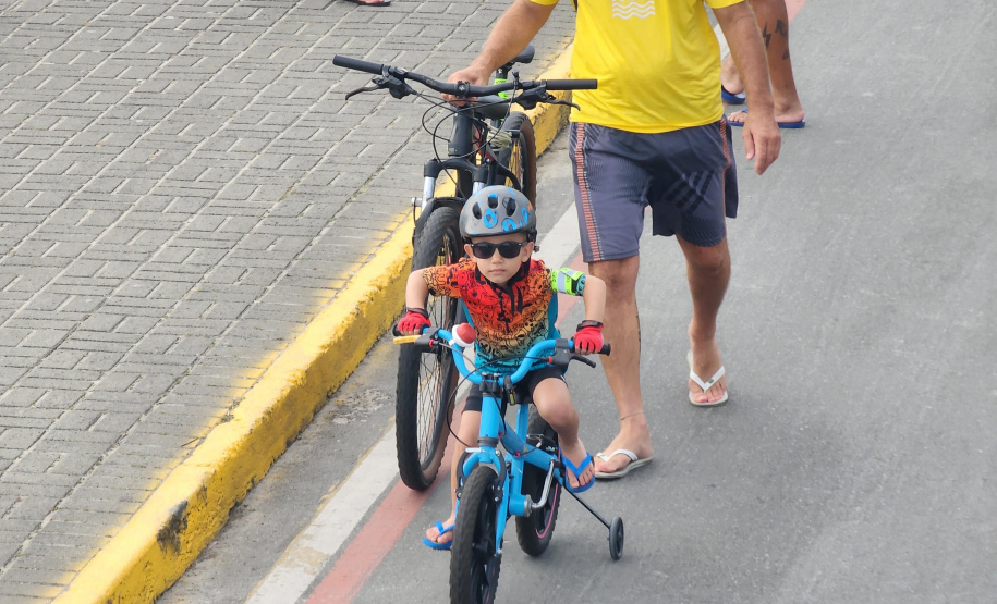 Passeio ciclístico é opção de exercício e lazer em Guaratuba