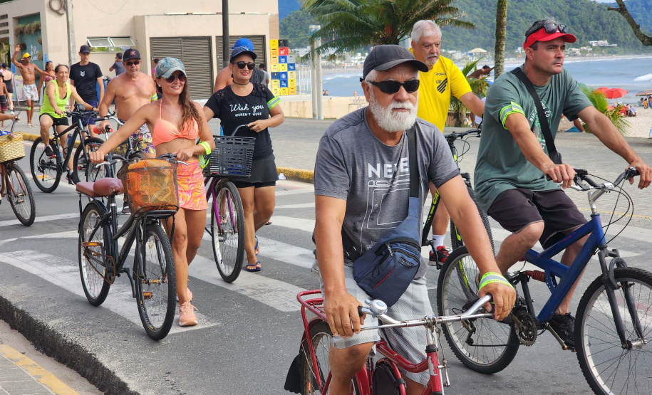 Passeio ciclístico é opção de exercício e lazer em Guaratuba