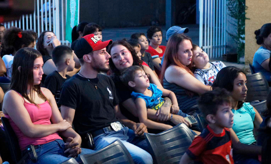 CINEMA NA PRAÇA GUARAPUAVA