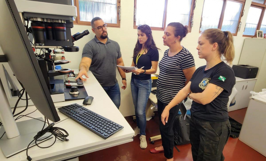 Polícia Científica adquire microscópios de última geração para exames de confronto balístico