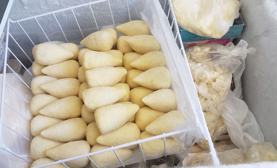 Produção rural e agroindústria transformam vida de família no litoral