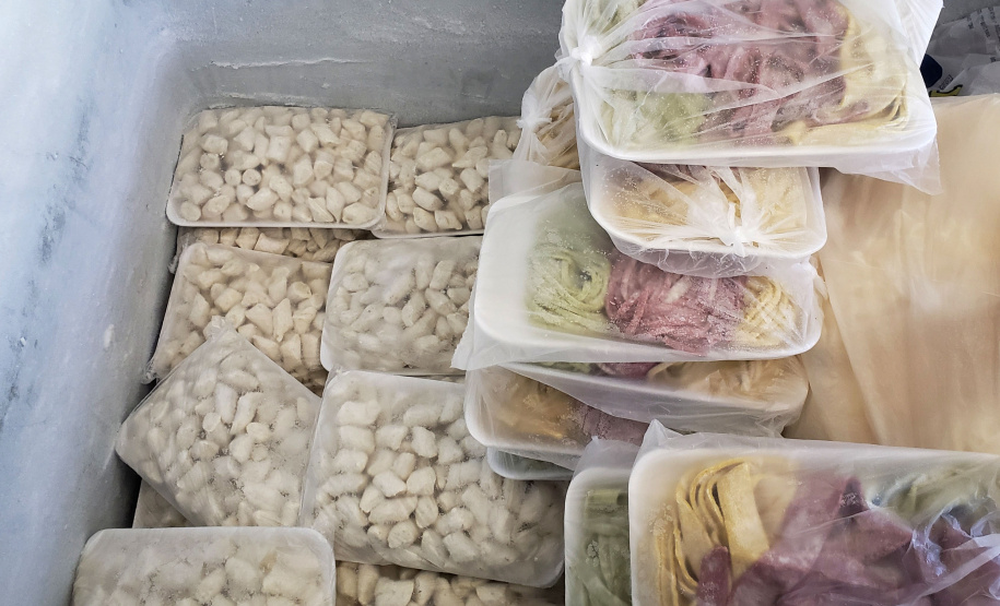 Produção rural e agroindústria transformam vida de família no litoral