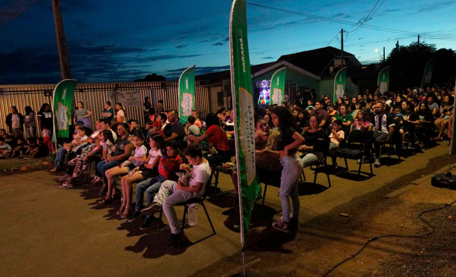 CINEMA NA PRAÇA GUARAPUAVA