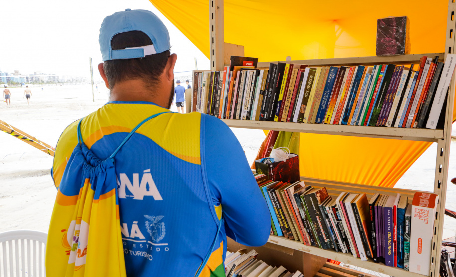Janeiro, 27 de janeiro de 2024 - Balão na estrutura da Arena Verão Maior Paraná em Caiobá.