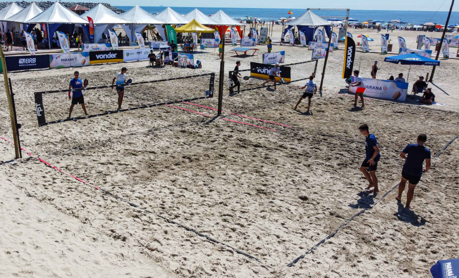 Matinhos, 30 de janeiro de 2024 - Verão Maior Paraná recebe etapa mundial de beach tennis.