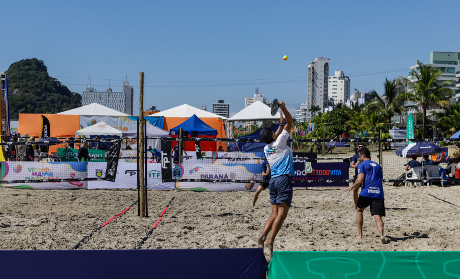 Matinhos, 30 de janeiro de 2024 - Verão Maior Paraná recebe etapa mundial de beach tennis.