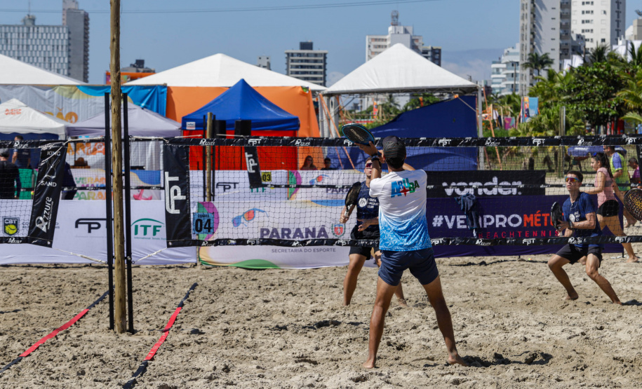 Matinhos, 30 de janeiro de 2024 - Verão Maior Paraná recebe etapa mundial de beach tennis.