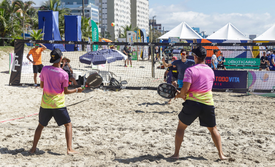 Matinhos, 30 de janeiro de 2024 - Verão Maior Paraná recebe etapa mundial de beach tennis.