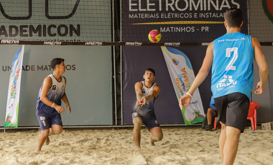 Matinhos, 24 de janeiro de 2024 - Circuito Paranaense de Vôlei de Praia em Matinhos.