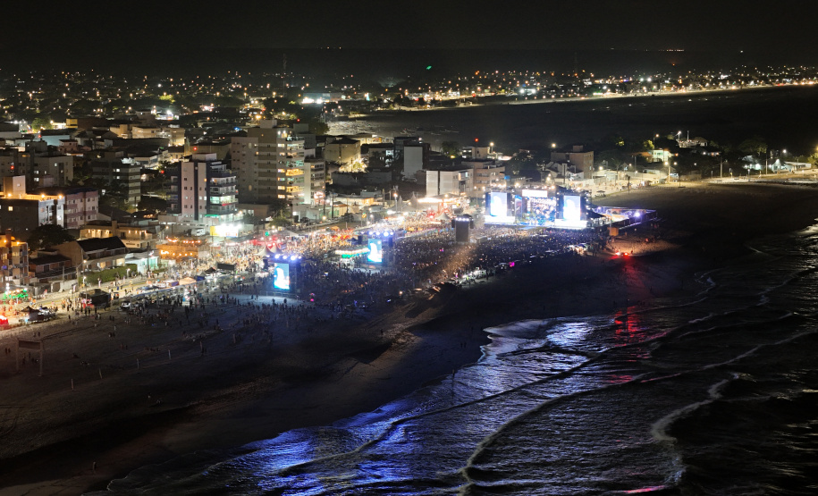 Hugo e Guilherme e Roupa Nova atraem multidão aos shows do Verão Maior Paraná