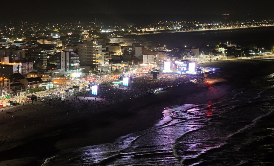 Hugo e Guilherme e Roupa Nova atraem multidão aos shows do Verão Maior Paraná