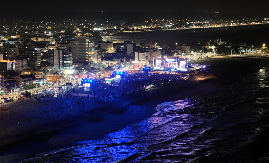 Hugo e Guilherme e Roupa Nova atraem multidão aos shows do Verão Maior Paraná