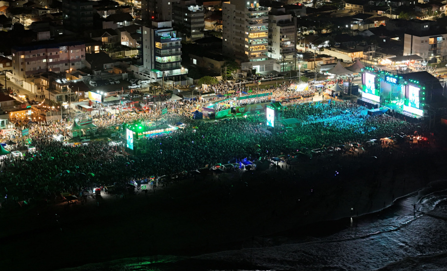Roupa Nova e Rick e Renner encantam o público no segundo dia de shows no Verão Maior Paraná