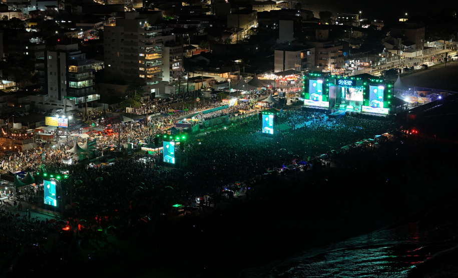Roupa Nova e Rick e Renner encantam o público no segundo dia de shows no Verão Maior Paraná