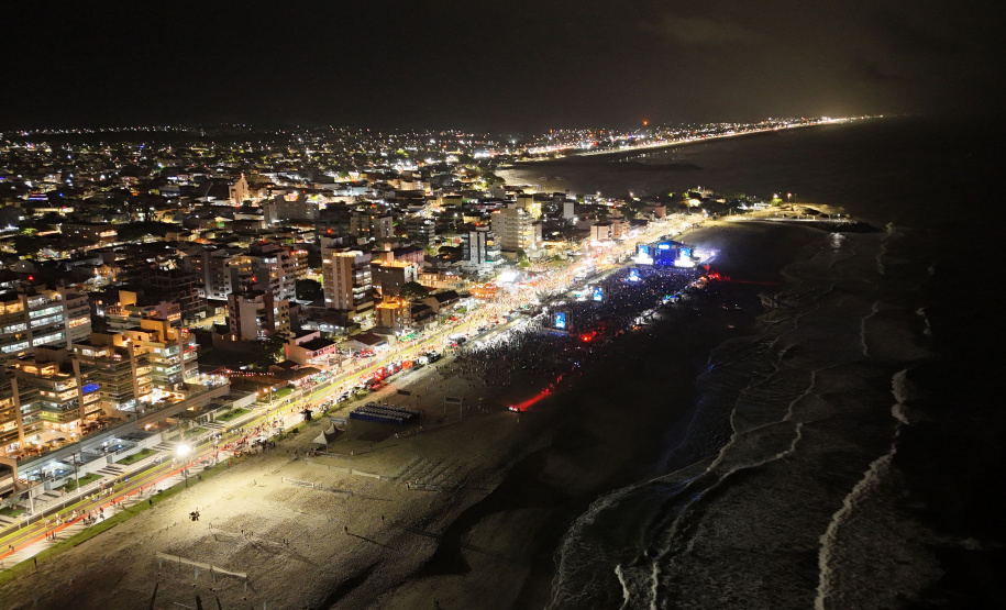 Roupa Nova e Rick e Renner encantam o público no segundo dia de shows no Verão Maior Paraná