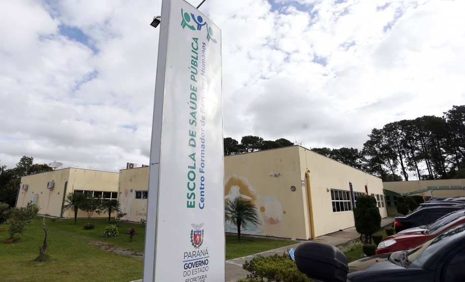 SESA Escola de Saúde Pública 66 ANOS