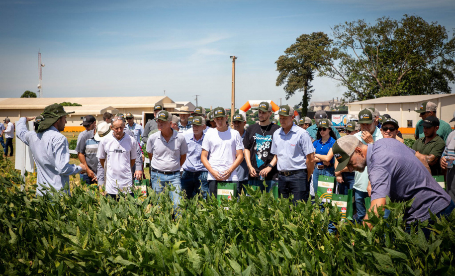Copacol inicia 33º Dia de Campo; Norberto Ortigara marca presença no CPA
