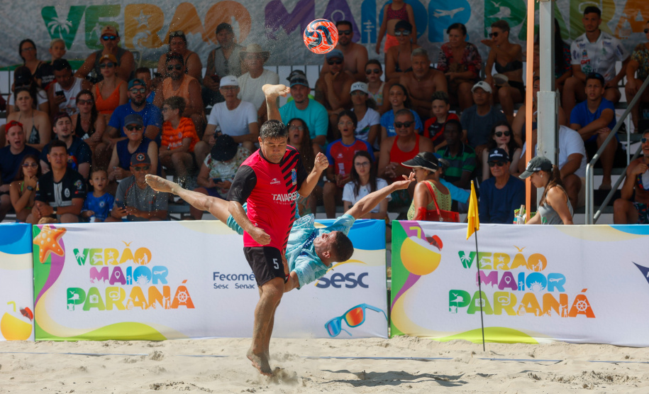 Futebol das Estrelas com ídolos paranaenses marca início do calendário esportivo no Litoral