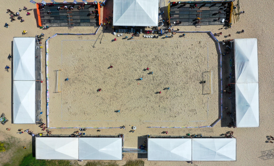 Futebol das Estrelas com ídolos paranaenses marca início do calendário esportivo no Litoral