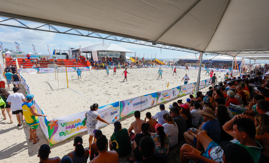 Futebol das Estrelas com ídolos paranaenses marca início do calendário esportivo no Litoral