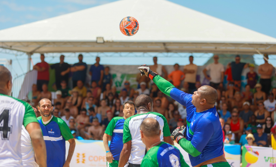 Futebol das Estrelas com ídolos paranaenses marca início do calendário esportivo no Litoral