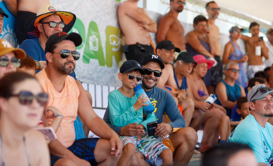 Futebol das Estrelas com ídolos paranaenses marca início do calendário esportivo no Litoral