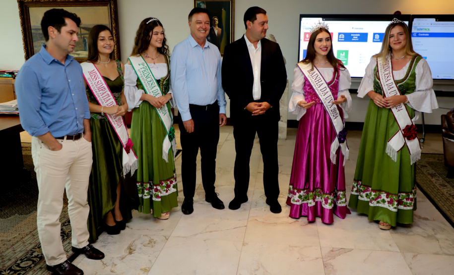 CONVITE FESTA DA UVA