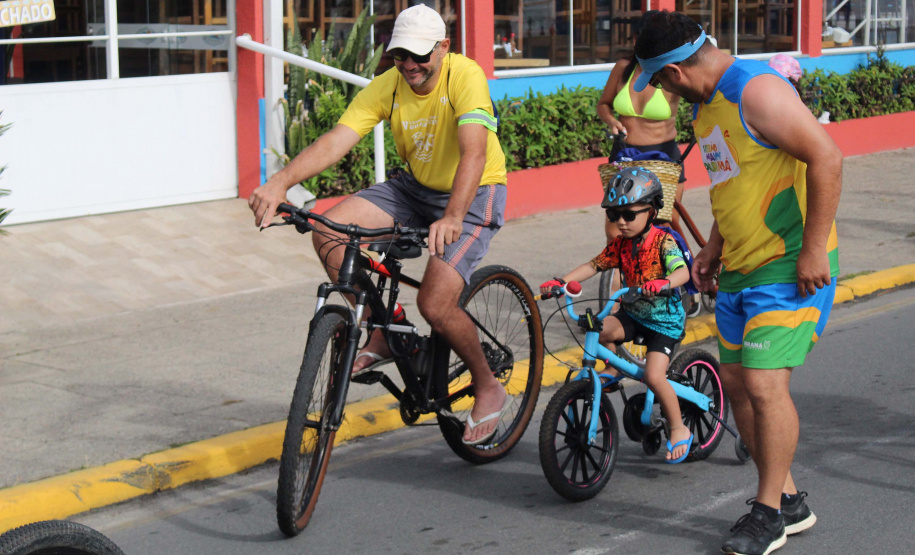 Passeio ciclístico é opção de exercício e lazer em Guaratuba