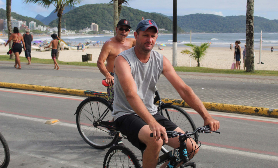 Passeio ciclístico é opção de exercício e lazer em Guaratuba