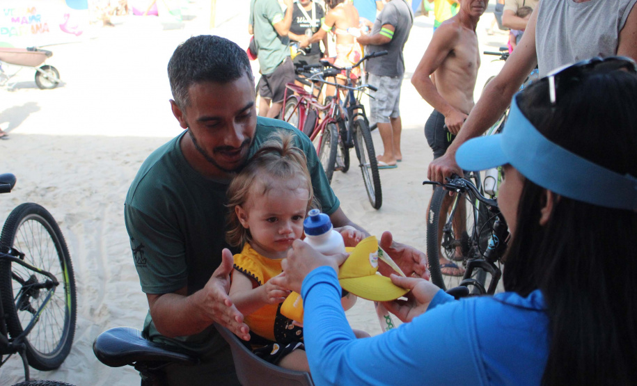 Passeio ciclístico é opção de exercício e lazer em Guaratuba