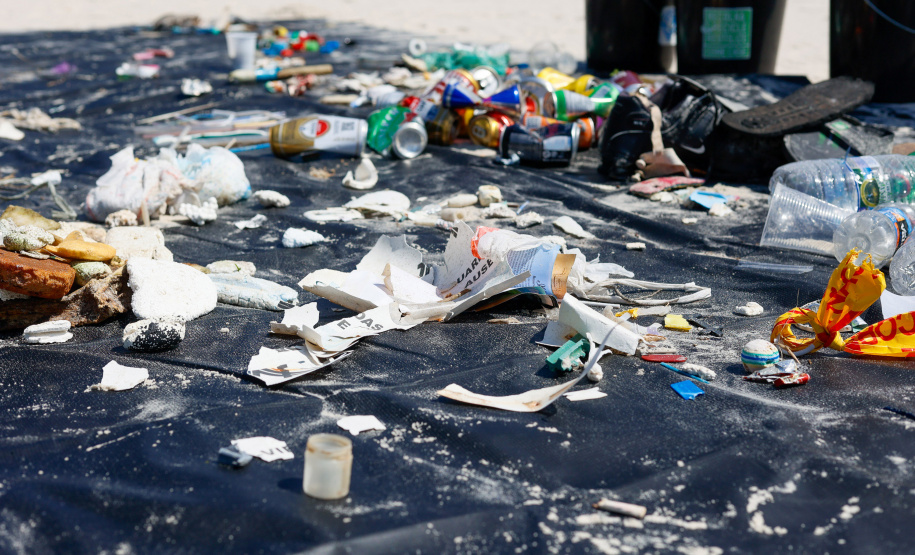 Estado investiu R$ 26 milhões para melhorar a coleta de resíduos durante a temporada de verão no Litoral.