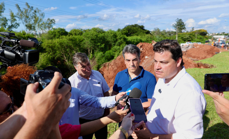 Obra emergencial vai recuperar trecho da PR-323 em Umuarama