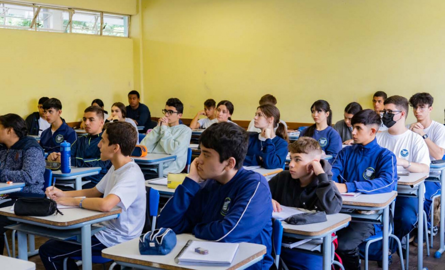 Educação abre inscrições para militares da reserva que desejam atuar nos CCMs