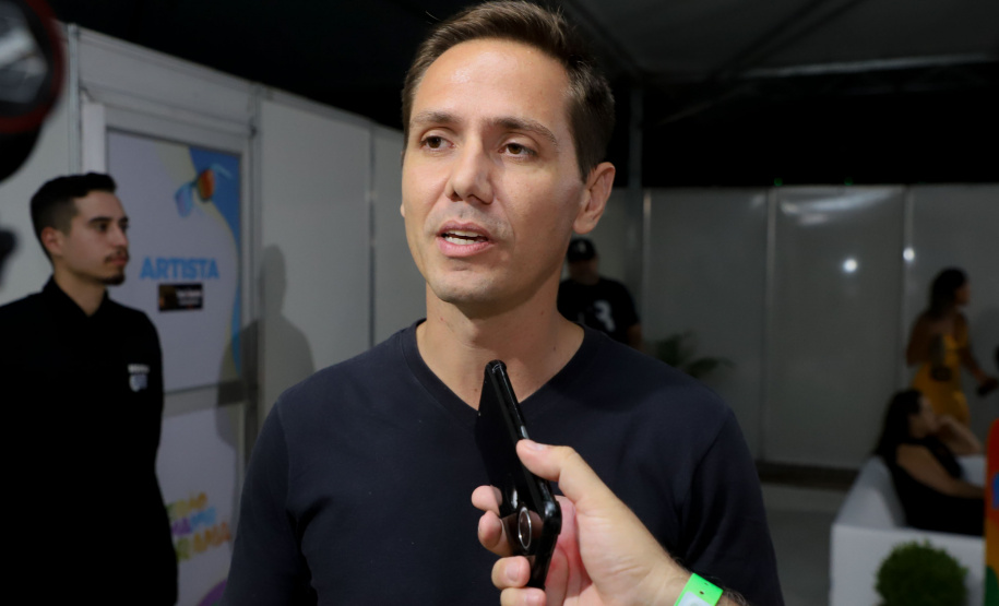 Roupa Nova e Rick e Renner encantam o público no segundo dia de shows no Verão Maior Paraná