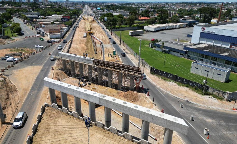 DER VIADUTO DO BRADESCO