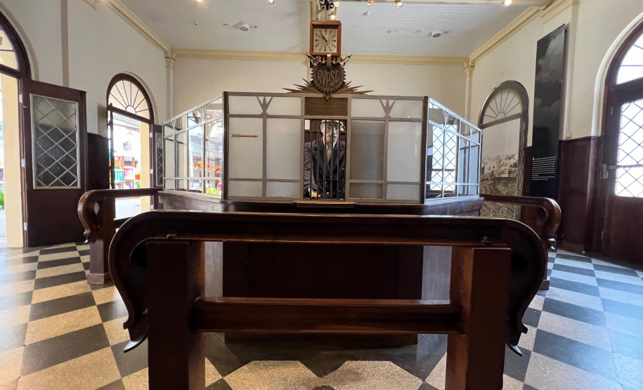 Viagem de trem mais bonita do mundo e Maria Fumaça Caiçara são opções turísticas neste verão