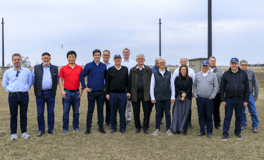 Comitiva do Paraná conhece projetos de extensão rural da Universidade do Nebraska