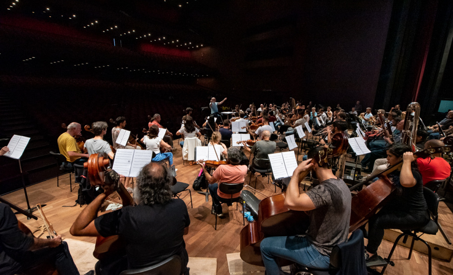 Orquestra Sinfônica do Paraná abre a temporada com a obra Floresta do  Amazonas