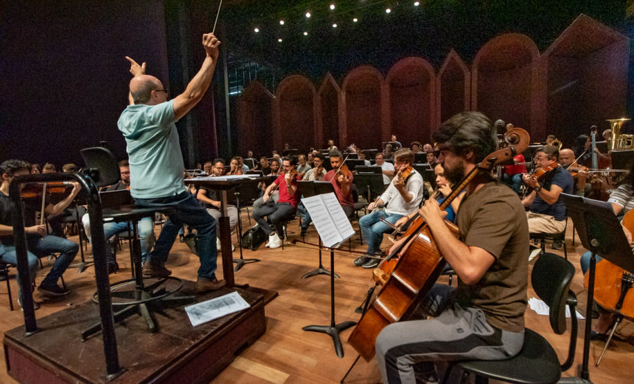 Orquestra Sinfônica do Paraná abre a temporada com a obra Floresta do  Amazonas