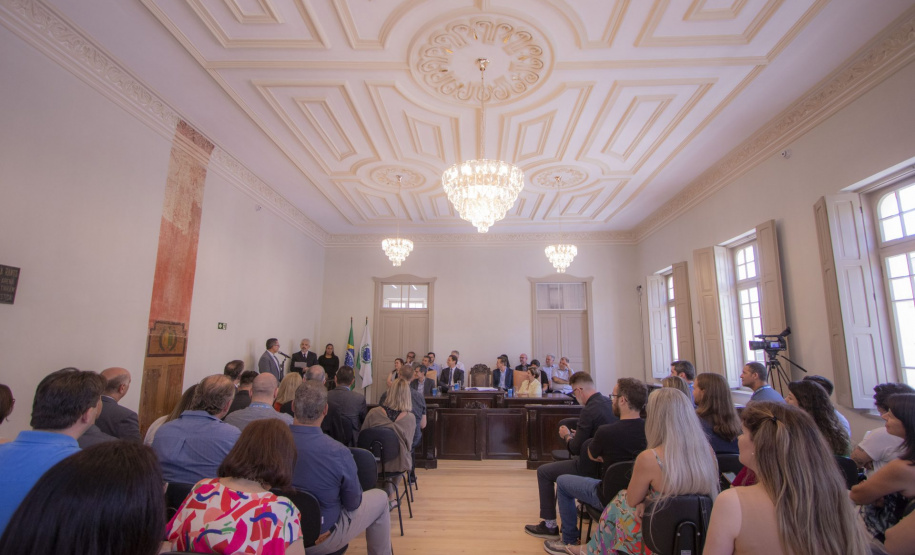 UEPG entrega restauro do prédio histórico do Museu Campos Gerais