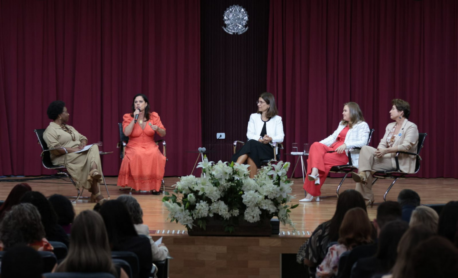 SEMIPI  1º Seminário Violência Política de Gênero