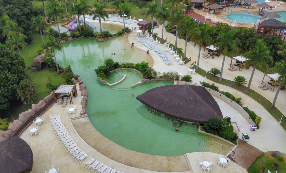 Com alta do turismo, setor de serviços do Paraná cresceu 11,2% em 2023, 2ª maior alta do Brasil