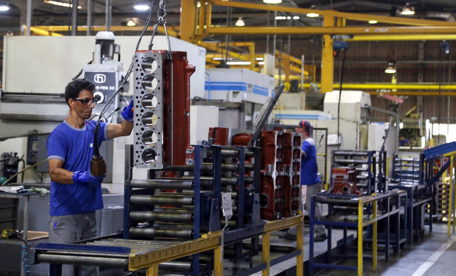 Indústria paranaense fecha 2023 com alta de 1,5%, melhor resultado da região Sul