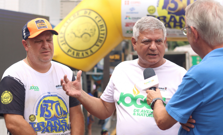 Guaratuba recebe com festa os competidores na última etapa do Rally Transparaná 2024