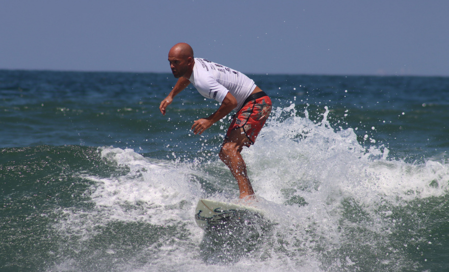 ESPORTE COMPILADO SURF PESCA