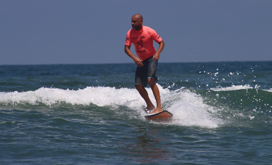 ESPORTE COMPILADO SURF PESCA