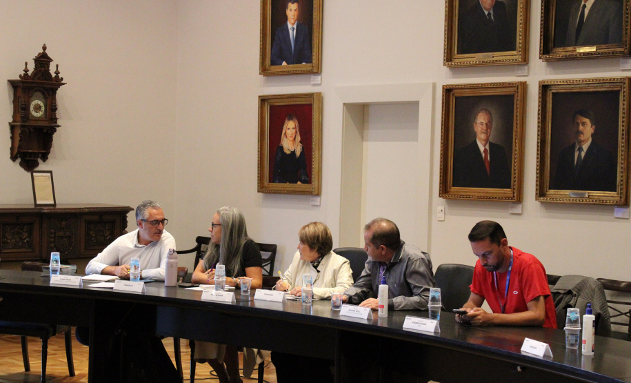 Os preparativos para o 6º Fórum Paranaense de Turismo Religioso, cuja edição esse ano será em Lunardelli, município do Vale do Ivaí, do dia 24 a 26 de abril, foram tema de uma reunião no Palácio Iguaçu nesta quinta-feira (21).